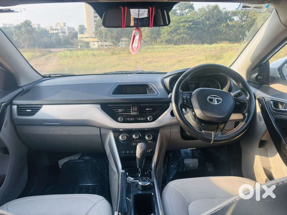 Tata Nexon 1.2 Revotron Xma, 2018, Petrol
