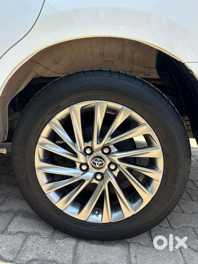 Toyota Innova Crysta 2.7 Gx At, 2021, Diesel