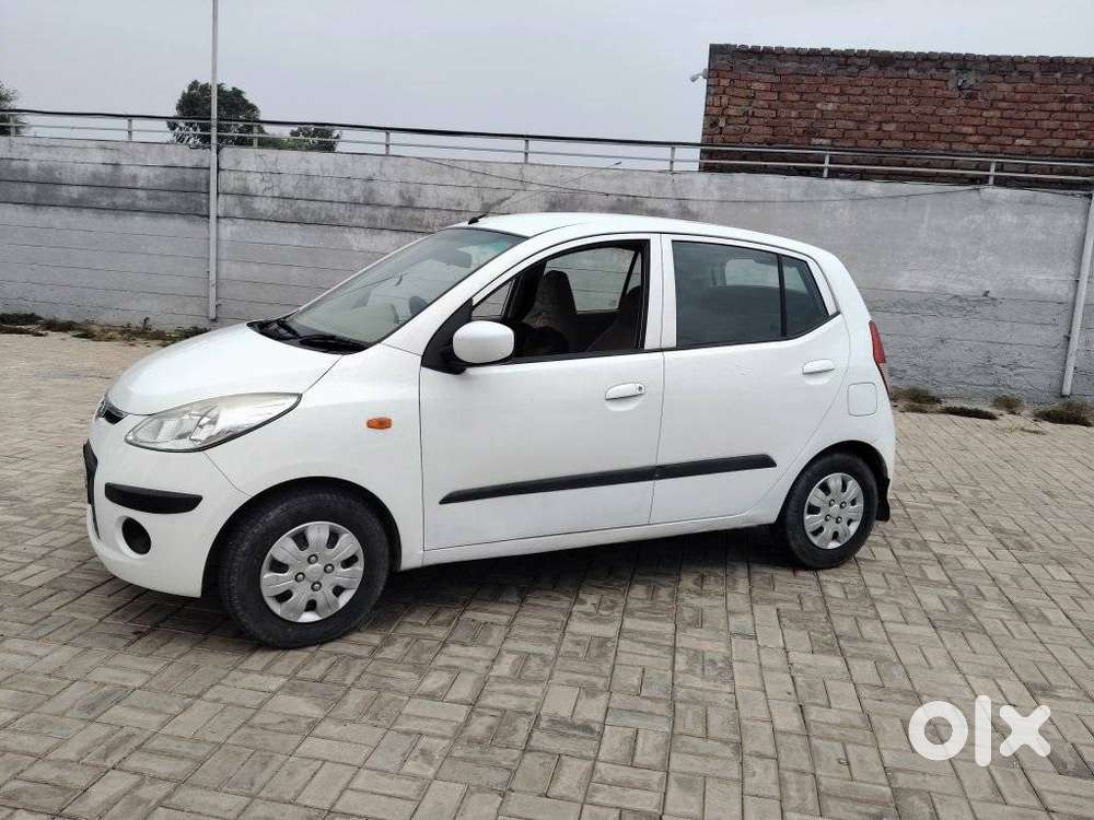 Hyundai Grand I10 Magna At, 2010, Petrol
