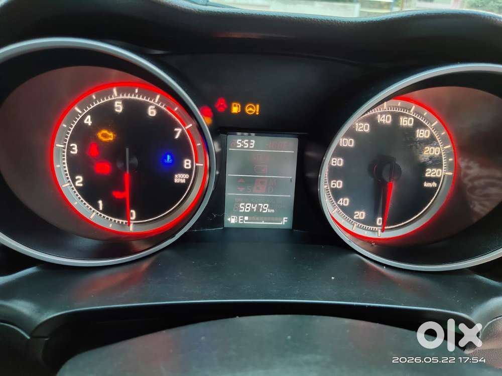 Maruti Suzuki Swift Vxi + Manual, 2022, Petrol