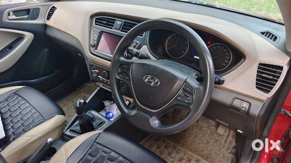Hyundai Elite I20 Sportz (o) 1.2, 2019, Petrol