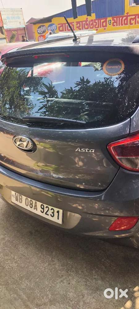 Hyundai Grand I10 2015 Petrol 40000 Km Driven