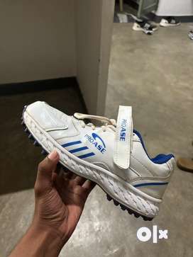 Olx cricket shoes outlet