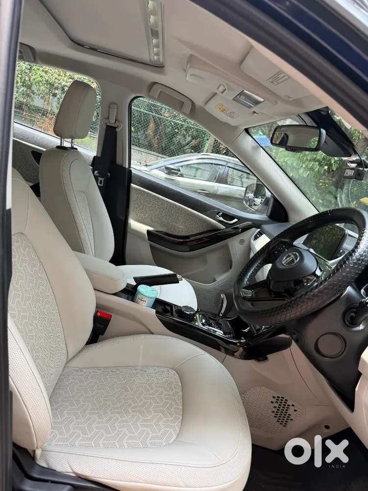 2023 Tata Nexon Petrol Automatic Xza+ Luxs Top Edition