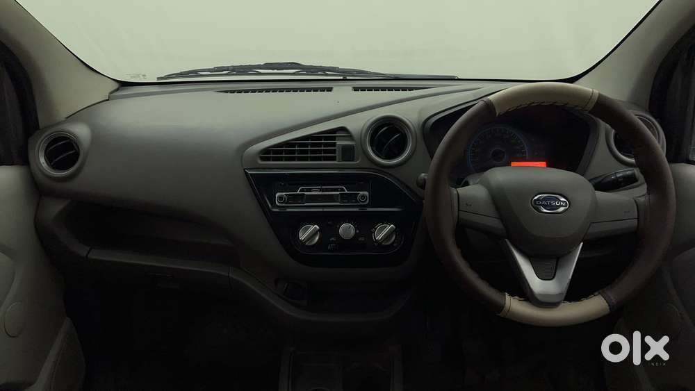 Datsun Redigo T Option, 2016, Petrol