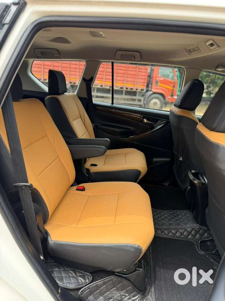 Toyota Innova Crysta 2020
