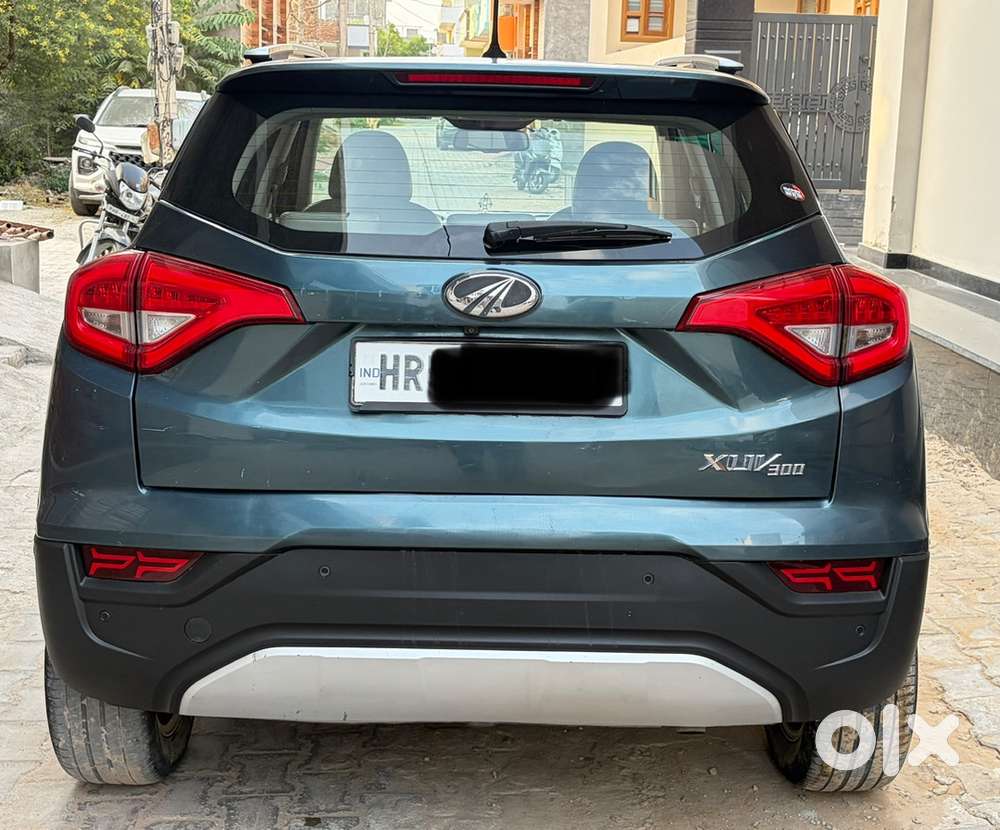 Mahindra Xuv300 W8 (o)diesel Manual 2020