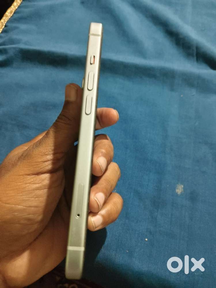 Iphone 15 128