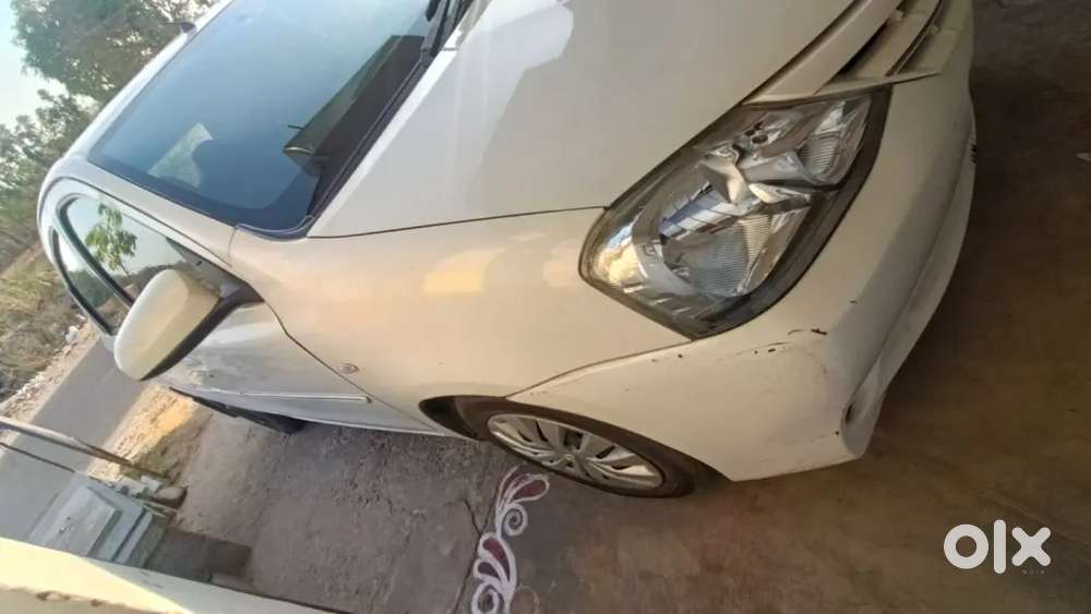 Toyota Etios 1.5 G 2013