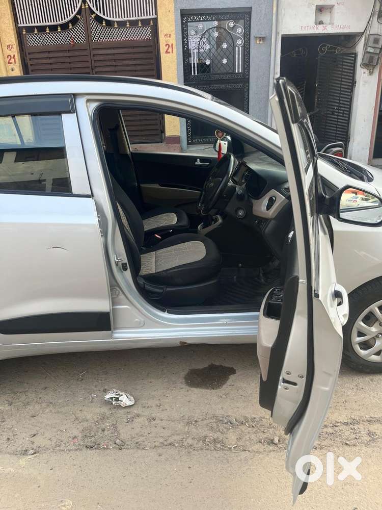 Hyundai Grand I10 1.2 Kappa Sportz Dual Tone, 2018, Cng & Hybrids