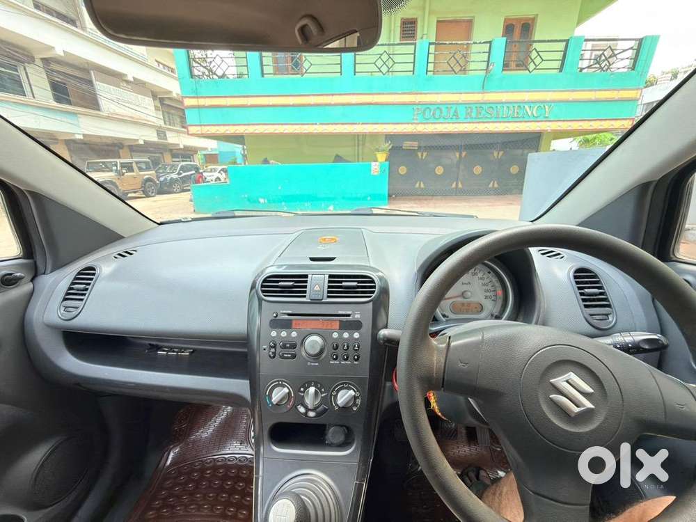 For Sale: Maruti Ritz Lxi - 2010 - Red
