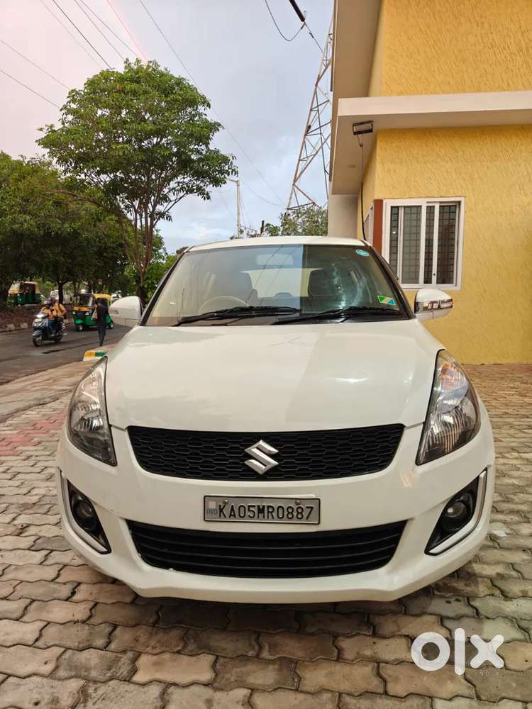Maruti Suzuki Swift Vxi Optional, 2015, Petrol