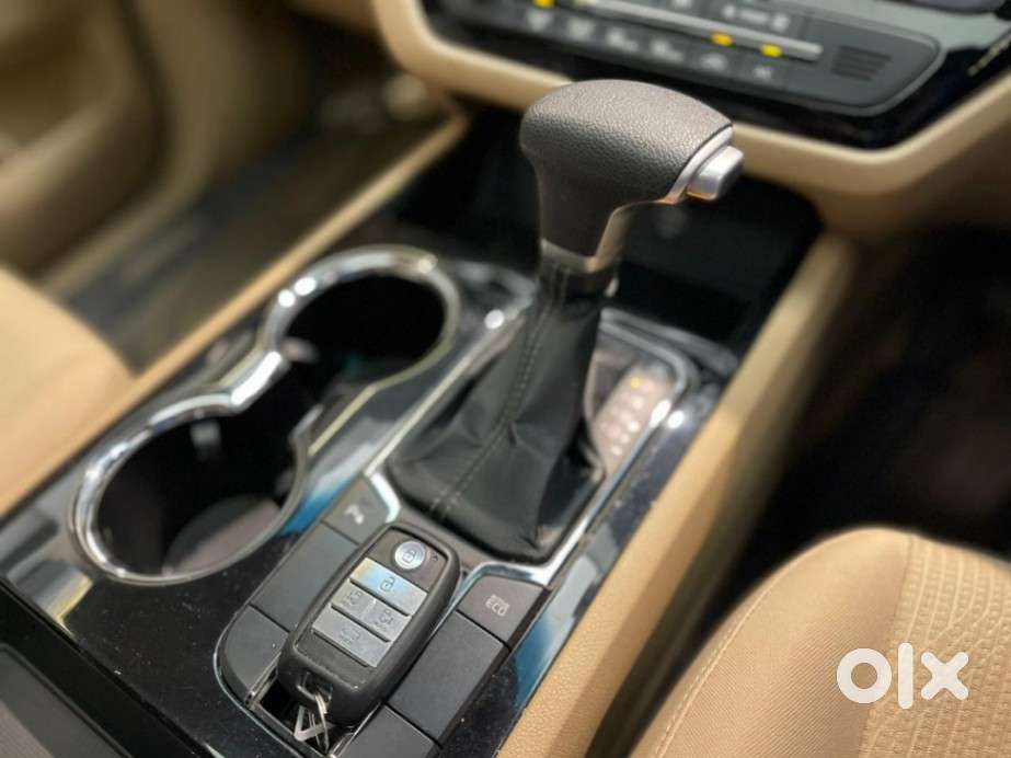 Kia Carnival Prestige, 2020, Diesel