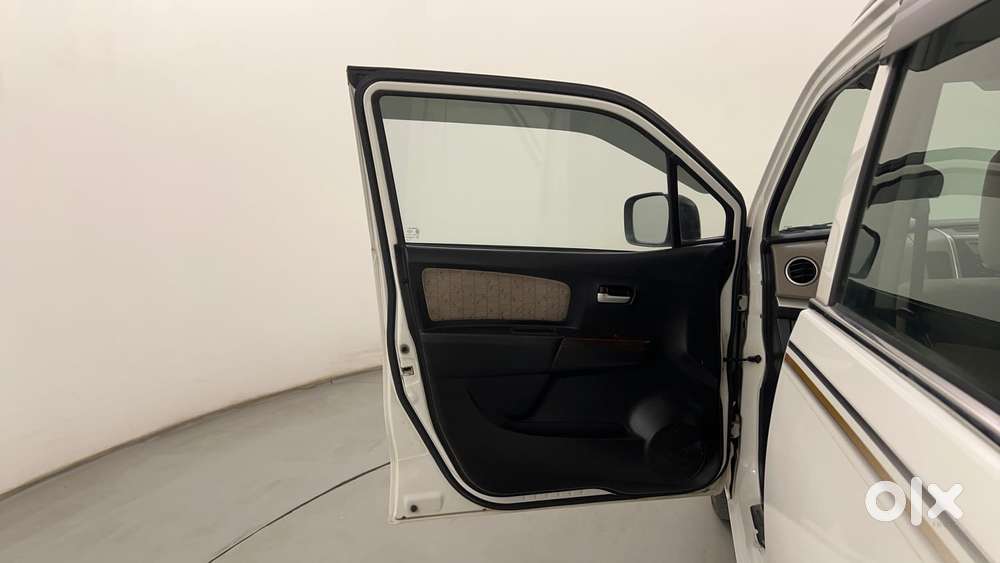 Maruti Suzuki Wagon R 1.0 Vxi Amt, 2016, Petrol