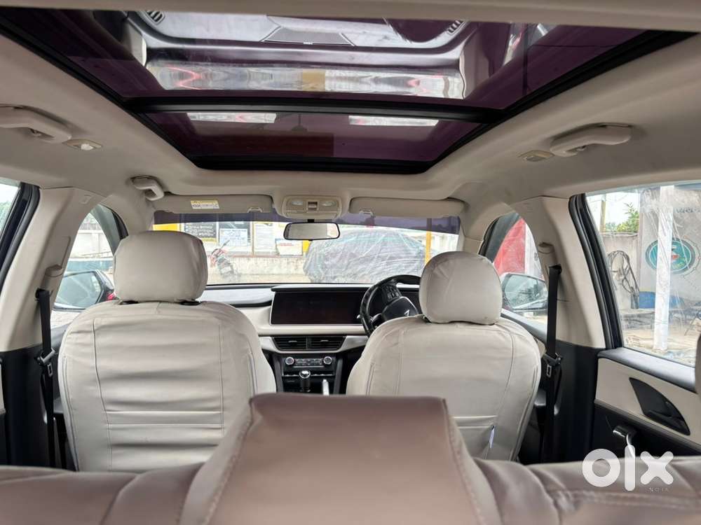 Mahindra Xuv700 Petrol Manual 2022