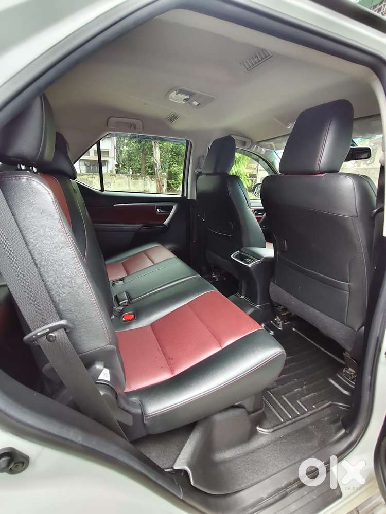 Toyota Fortuner Legender 4x2 At 2.8, 2025, Diesel
