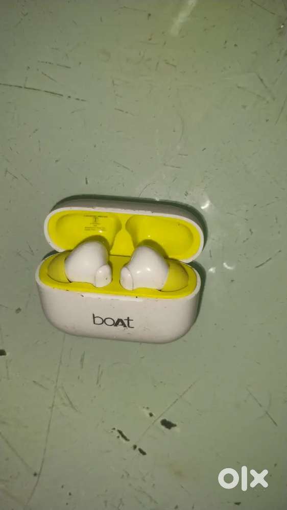 Earbuds selling