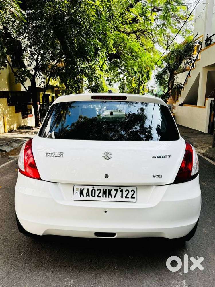 Maruti Suzuki Swift Vxi, 2015, Petrol