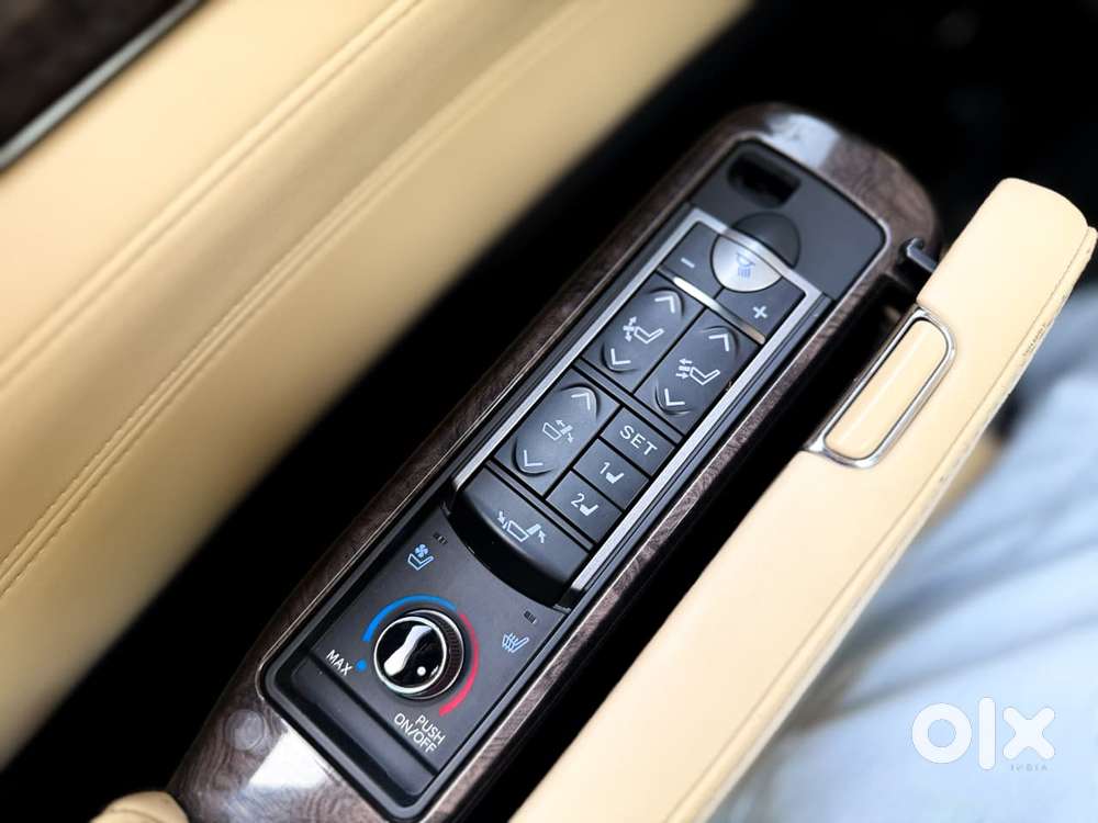 Toyota Vellfire Vip – Executive Lounge, 2021, Petrol