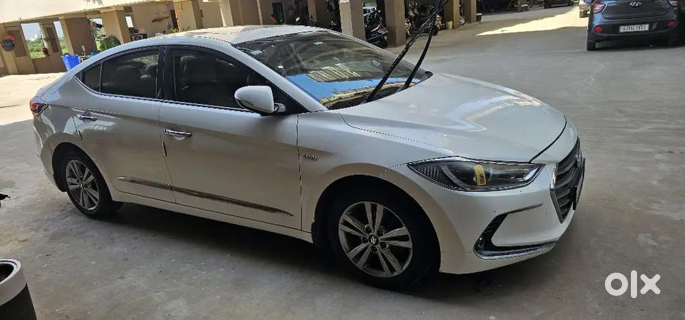 Hyundai Elantra Diesel Sx 2018