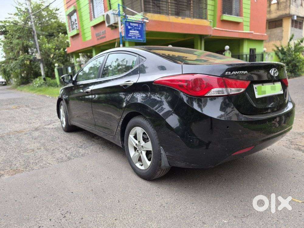 Hyundai Elantra 1.8 Sx Mt, 2013, Petrol
