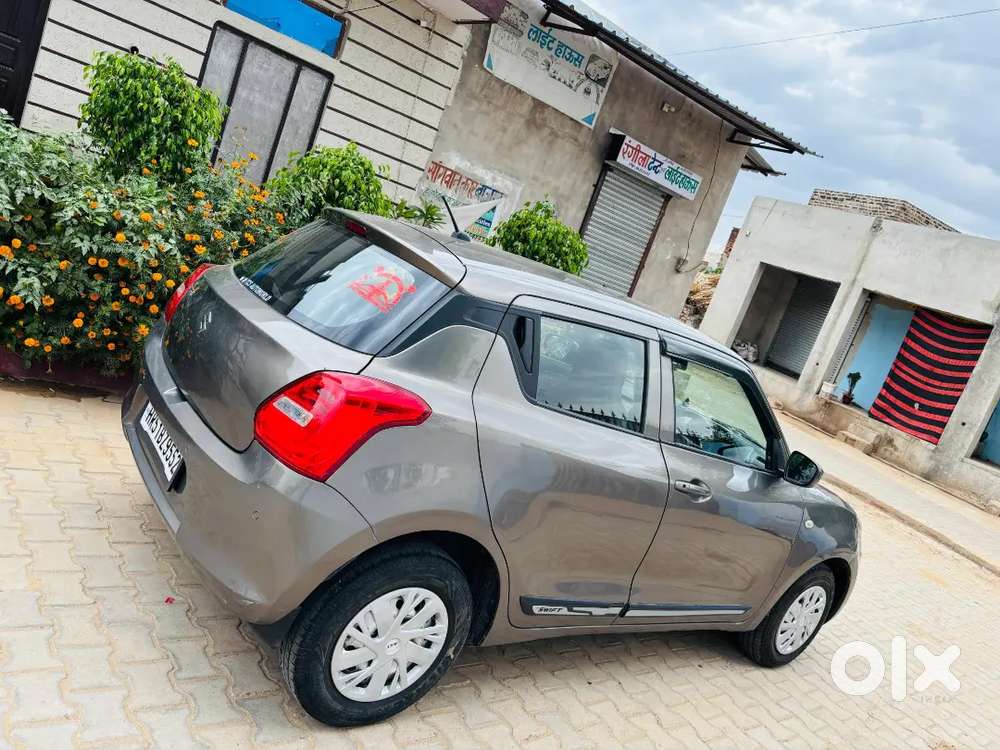 Maruti Suzuki Swift 2020 Petrol 82000 Km Driven