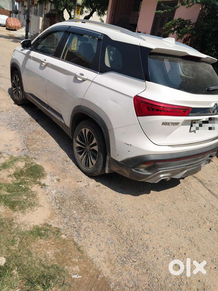 Mg Hector Plus Sharp Hybrid 1.5 Mt, 2021, Petrol