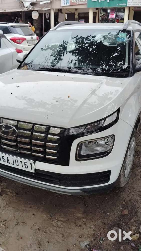 Venue Car Good Condition