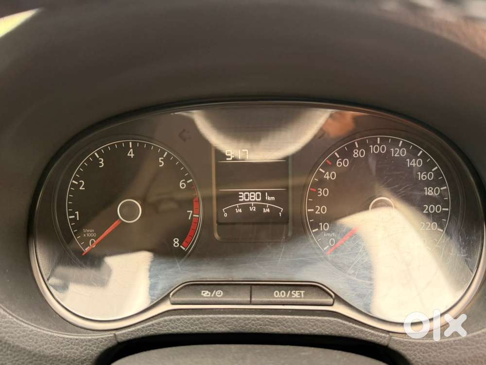 Volkswagen Polo Petrol Manual 2016