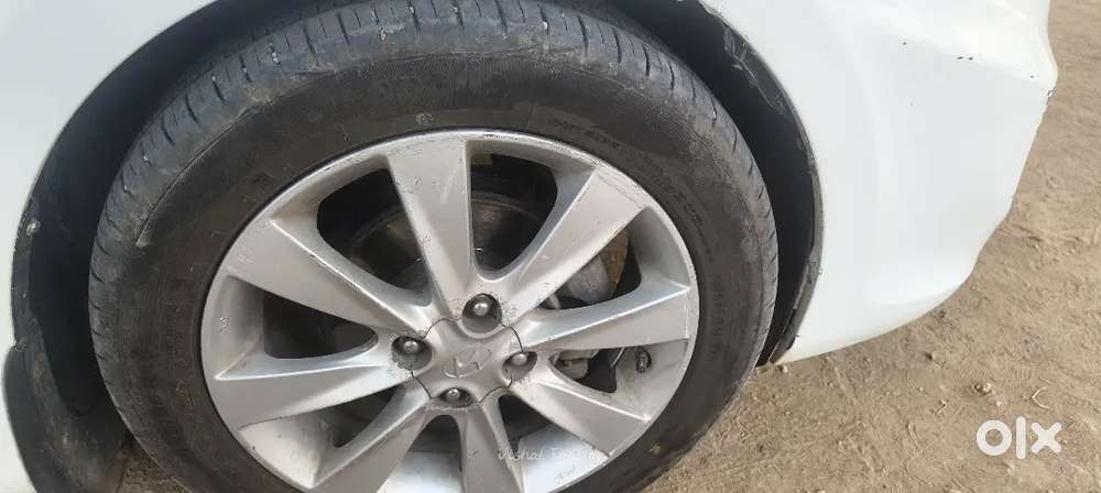 2nd Owner  Hyundai Verna Car White Colour
