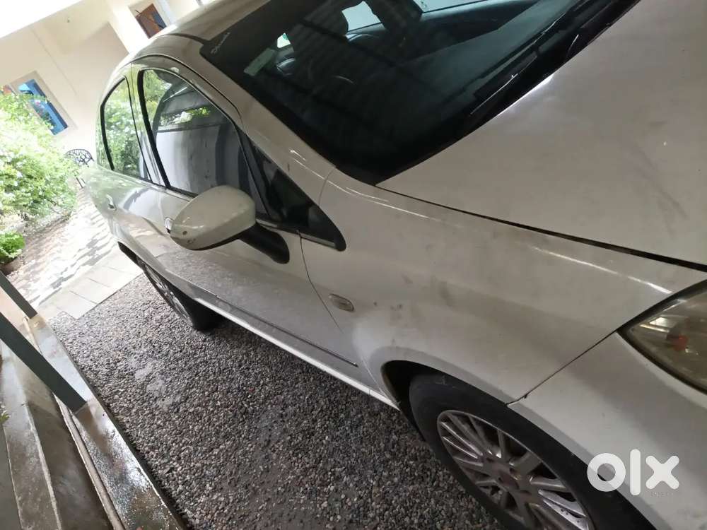 Fiat Linea 2011 Diesel 92000 Km Driven