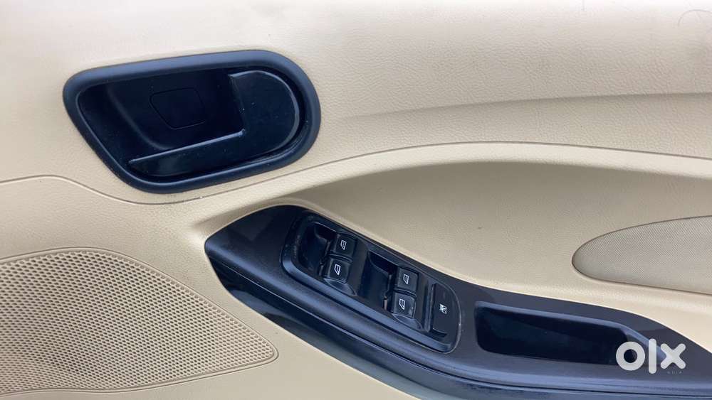 Ford Figo Aspire Trend, 2015, Petrol