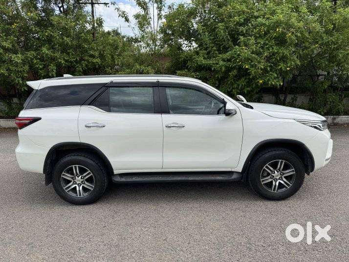 Toyota Fortuner 4x2 Mt 2.8 Diesel, 2023, Diesel
