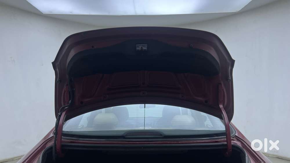 Hyundai Verna Fluidic 1.6 Vtvt Sx Automatic, 2014, Petrol