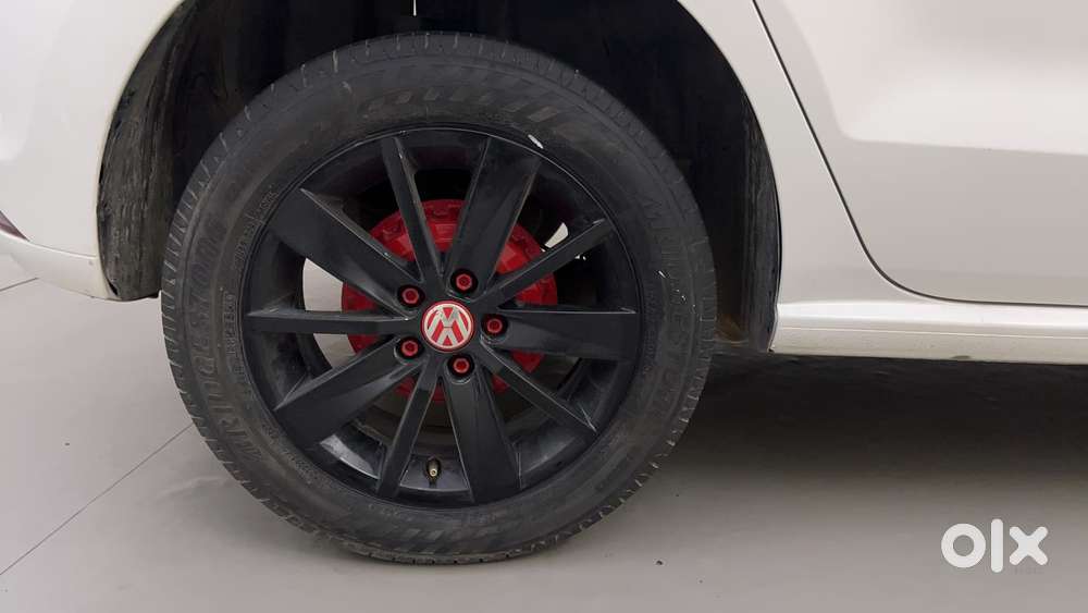 Volkswagen Polo 2009-2013 Petrol Highline 1.2l, 2015, Petrol