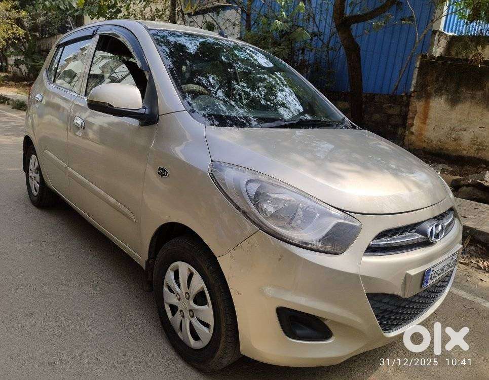 Hyundai I10 Sportz At, 2012, Petrol