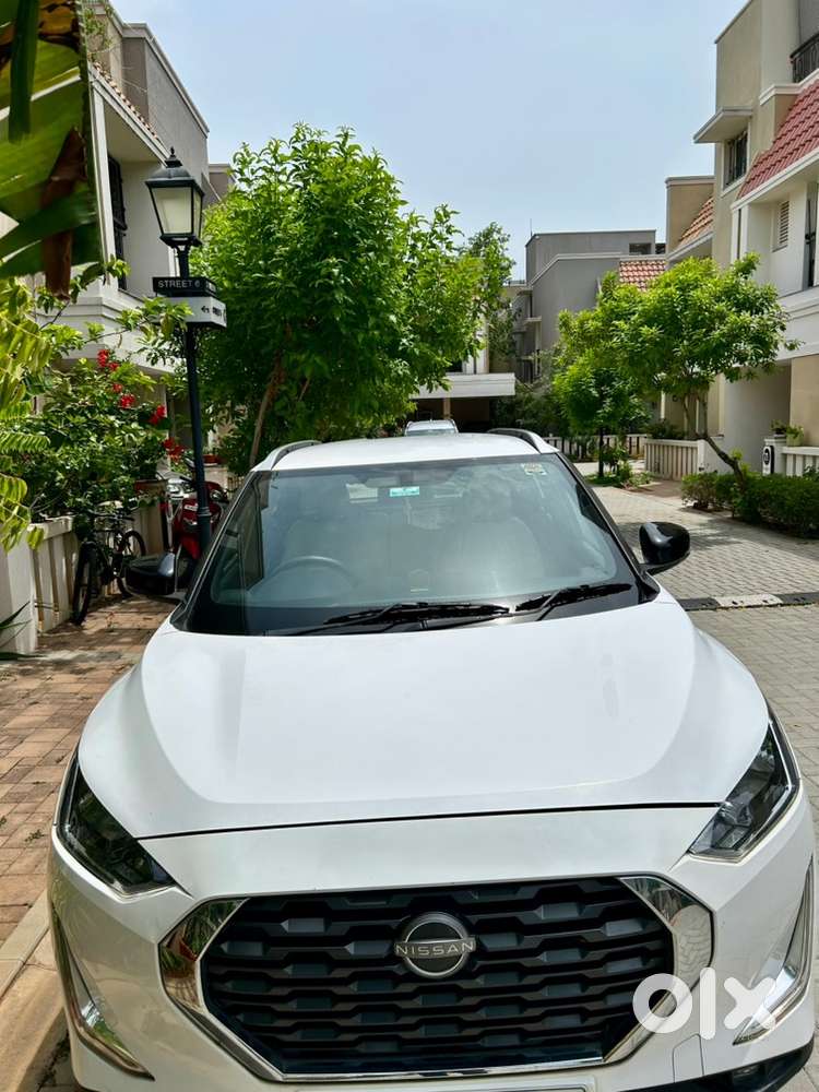 Nissan Magnite Xv Petrol 2021 - Impeccably Maintained