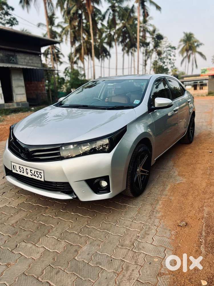 Toyota Corolla Altis Original Kerala 2014 Diesel Well Maintained