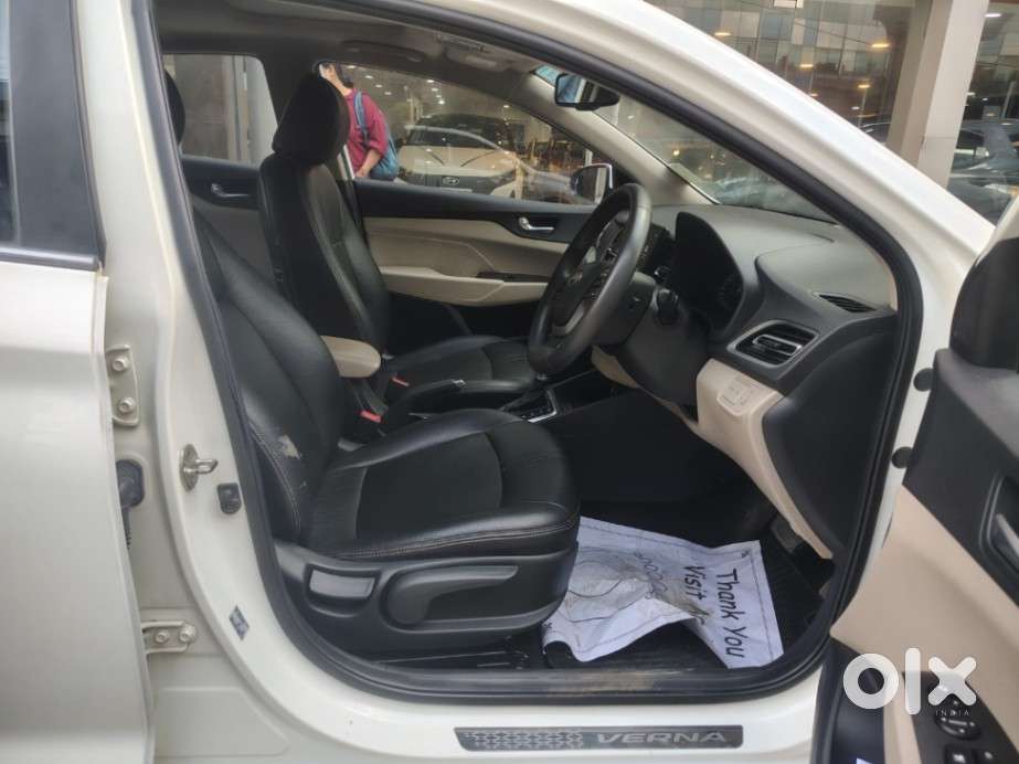 Hyundai Verna 1.5 Sx Ivt, 2022, Petrol
