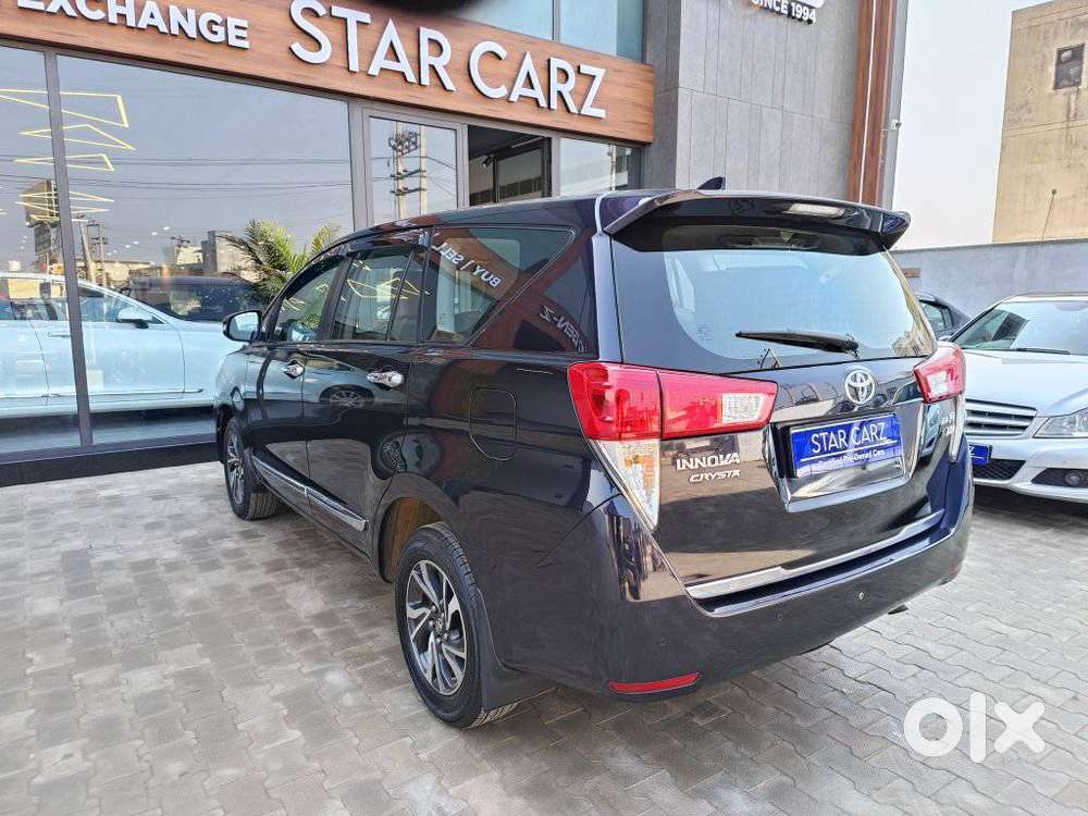 Toyota Innova Crysta 2.4 G Mt 7 Str, 2021, Diesel