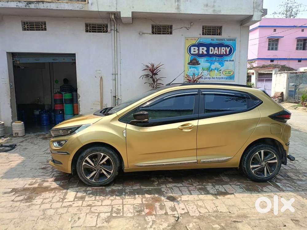 Tata Altroz 2023 Petrol Well Maintained