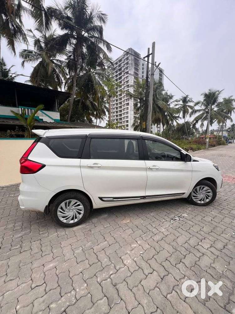 Maruti Suzuki Ertiga 1.5 Vxi, 2021, Petrol