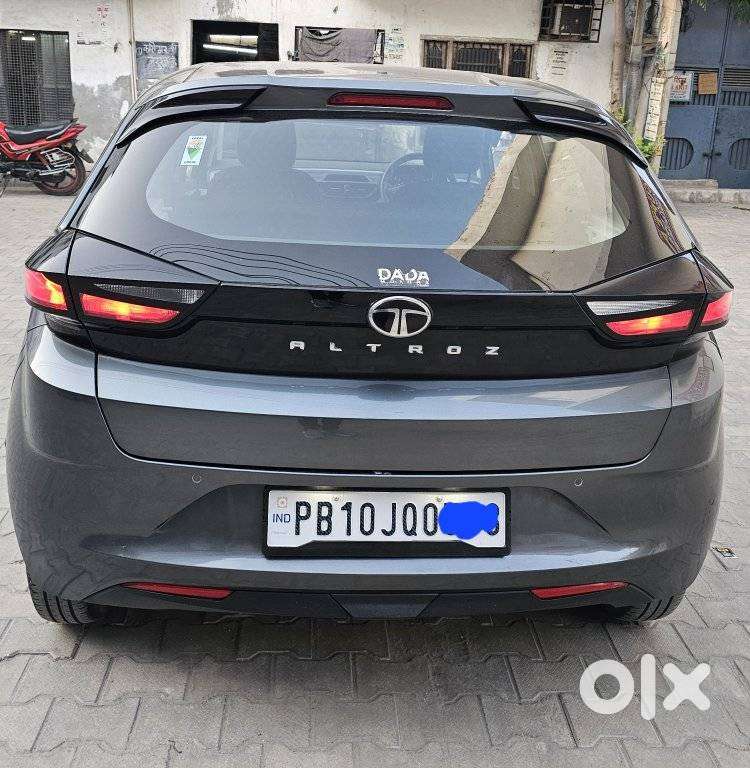 Tata Altroz 1.2 Xe, 2024, Petrol