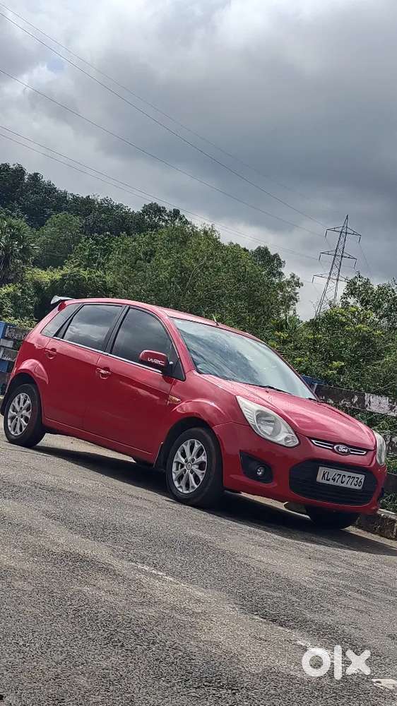 Ford Figo Titanium 2013