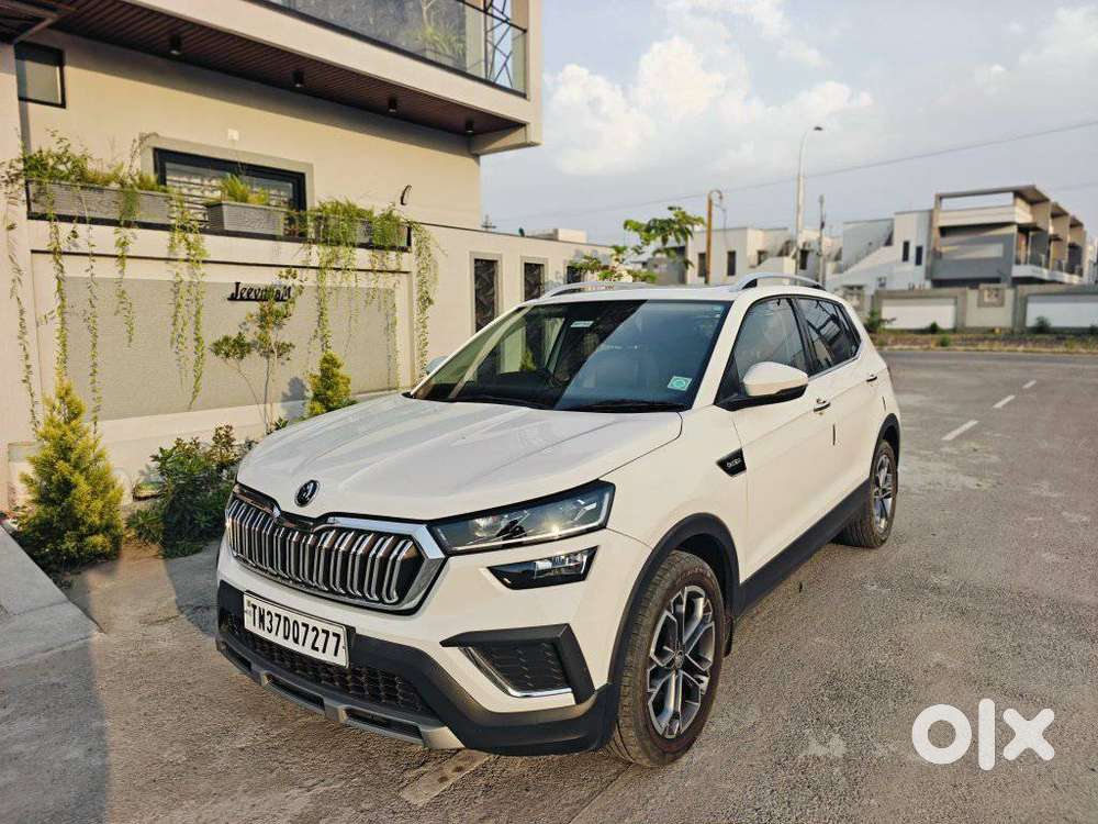 Skoda Kushaq 1.0 Tsi Style At (6 Airbags), 2022, Petrol