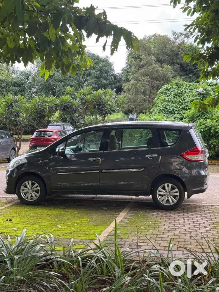 Maruti Suzuki Ertiga Zdi+ Shvs 2017