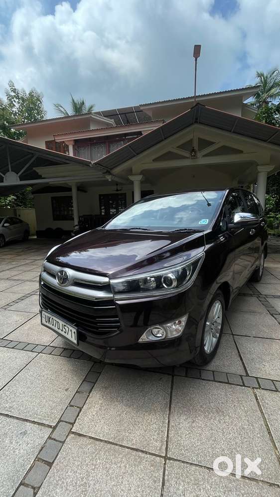 Toyota Innova Crysta 2018