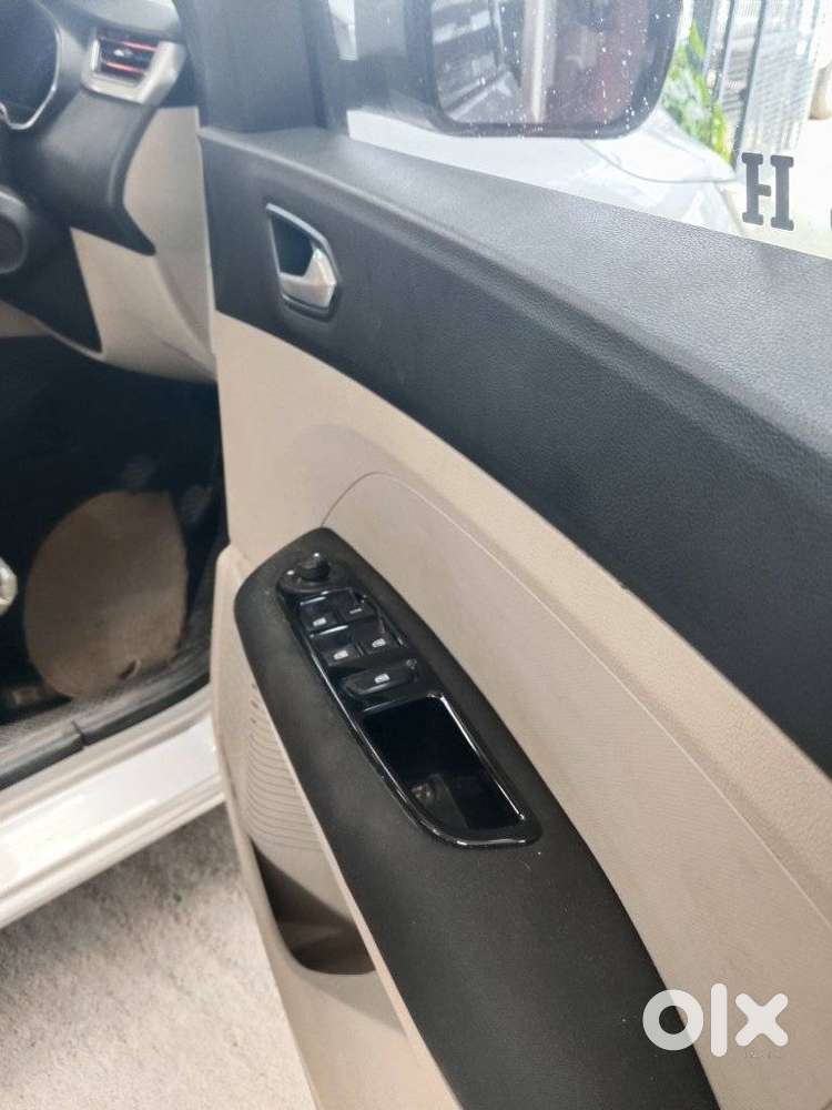 Renault Triber Rxz, 2019, Petrol