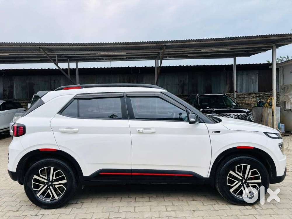 Hyundai Venue N Line 1.0 N8 Turbo Dct Dual Tone, 2023, Petrol