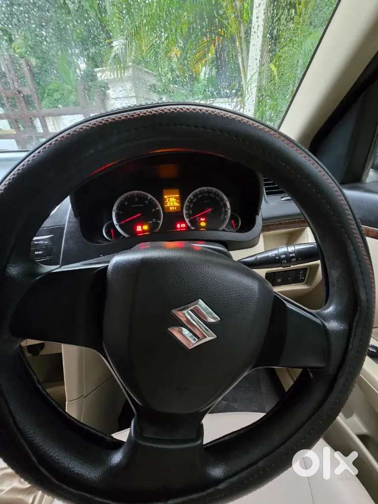 Maruti Suzuki Swift Dzire 2012 Diesel 137500 Km Driven